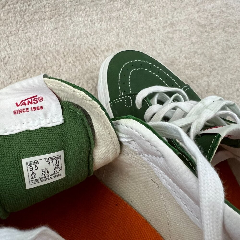 Vans Authentic Sk8-Low Green Leather Sneakers Shoes 9.5 - Picture 2 of 13